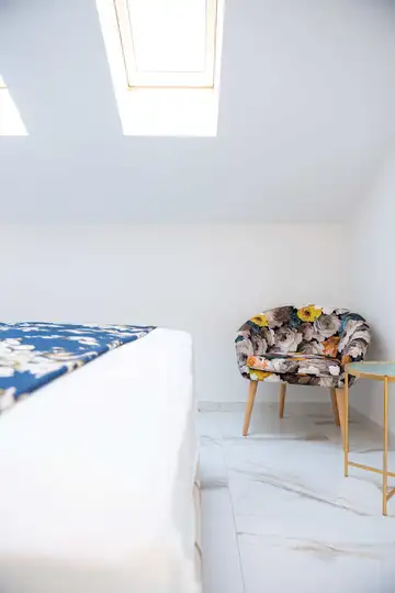 One-Bedroom Apartment for Up to 4 in Srima