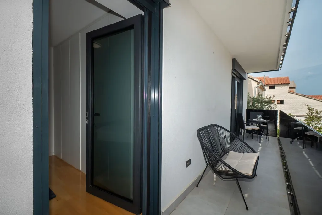 Two-Bedroom Apartment in Vodice for Solo Stays