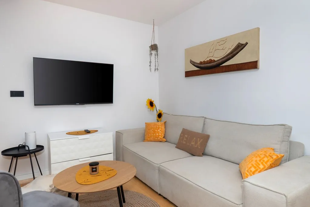 Two-Bedroom Apartment in Vodice for Solo Stays