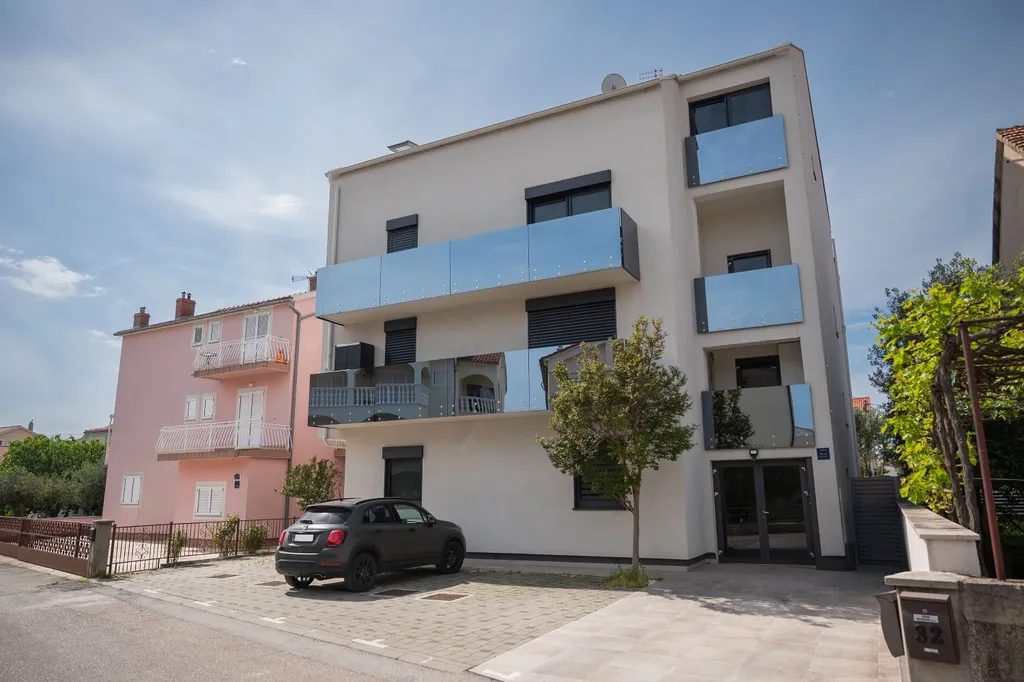 Two-Bedroom Apartment in Vodice for Solo Stays