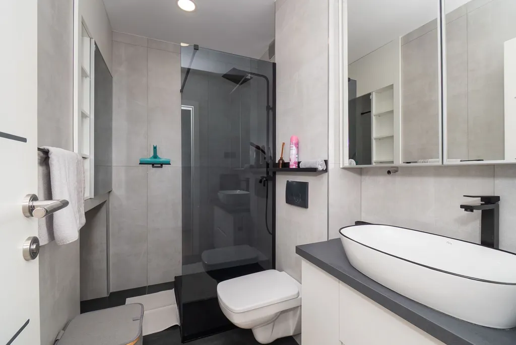 Two-Bedroom Apartment in Vodice for Solo Stays