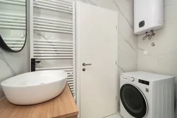 2-Bedroom Apartment in Vodice for up to 4 Guests