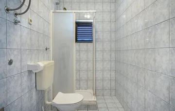 Vodice 2-Bedroom Apartment for Up to 5 Guests