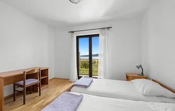 Vodice 2-Bedroom Apartment for Up to 5 Guests