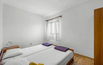 Sea-View 2-Bedroom Apartment in Vodice