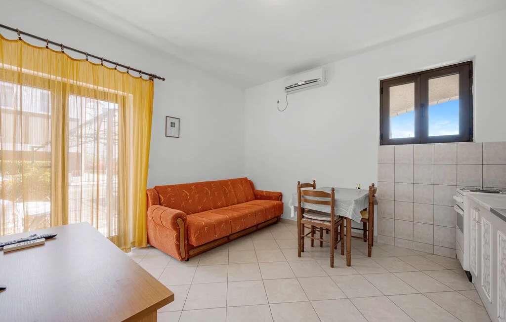 Apartment in Vodice with Sea View and Free Parking