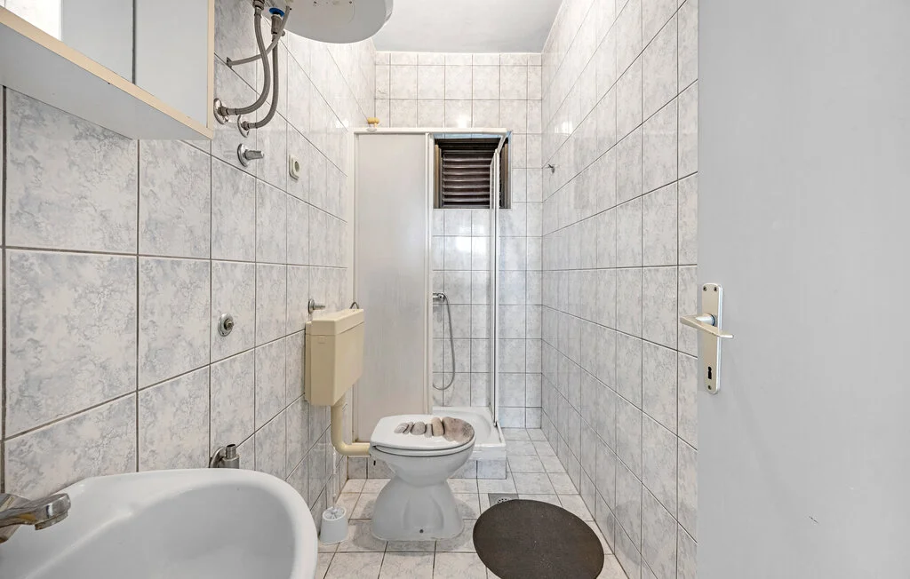 Apartment in Vodice with Sea View and Free Parking