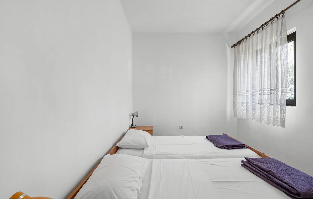 Apartment in Vodice with Sea View and Free Parking