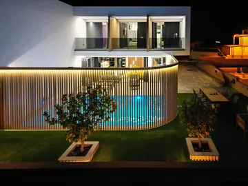 Holiday House with Private Pool in Vodice for 5 Guests