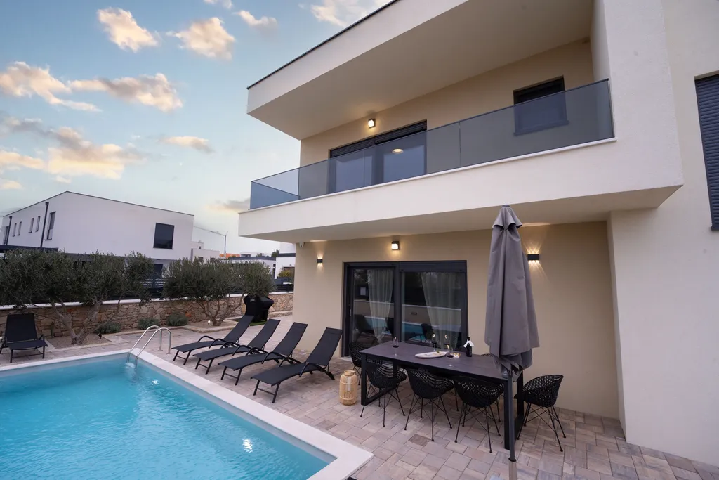 4-Bed Holiday House with Private Pool in Vodice