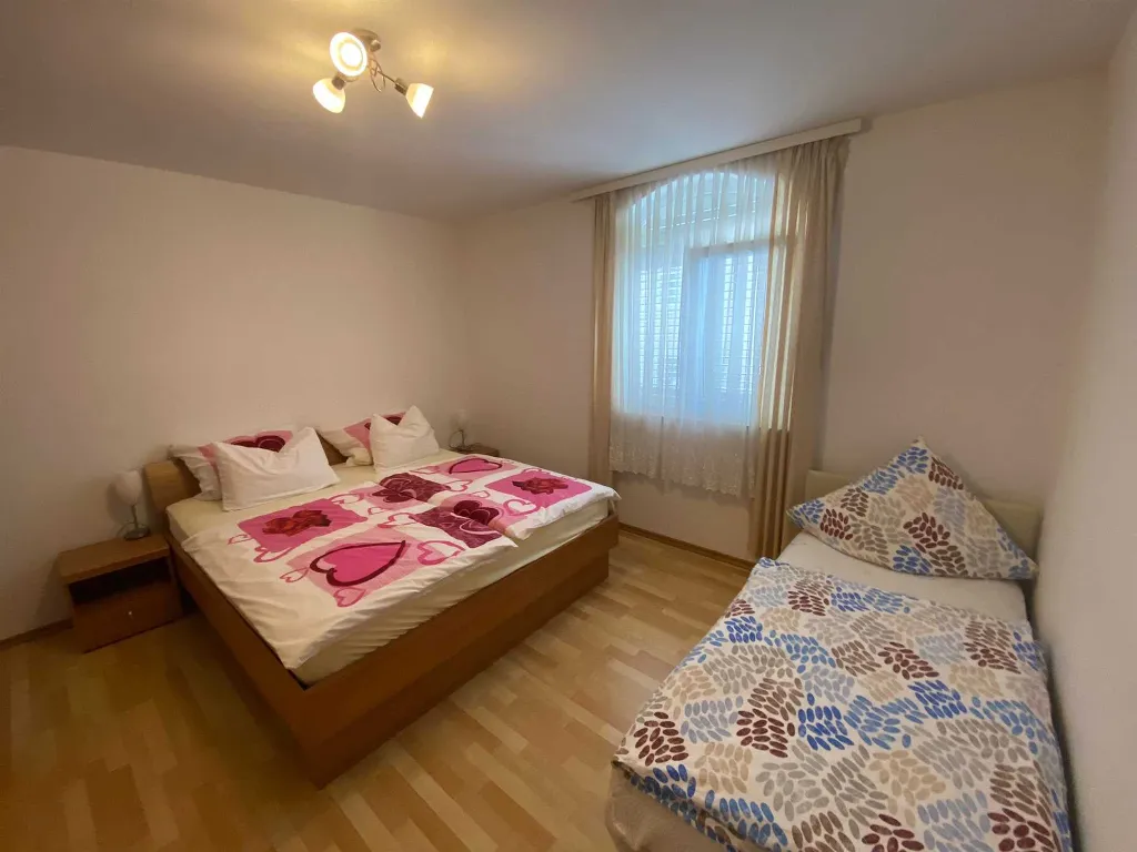 Vodice 1-Bedroom Apartment for up to 5