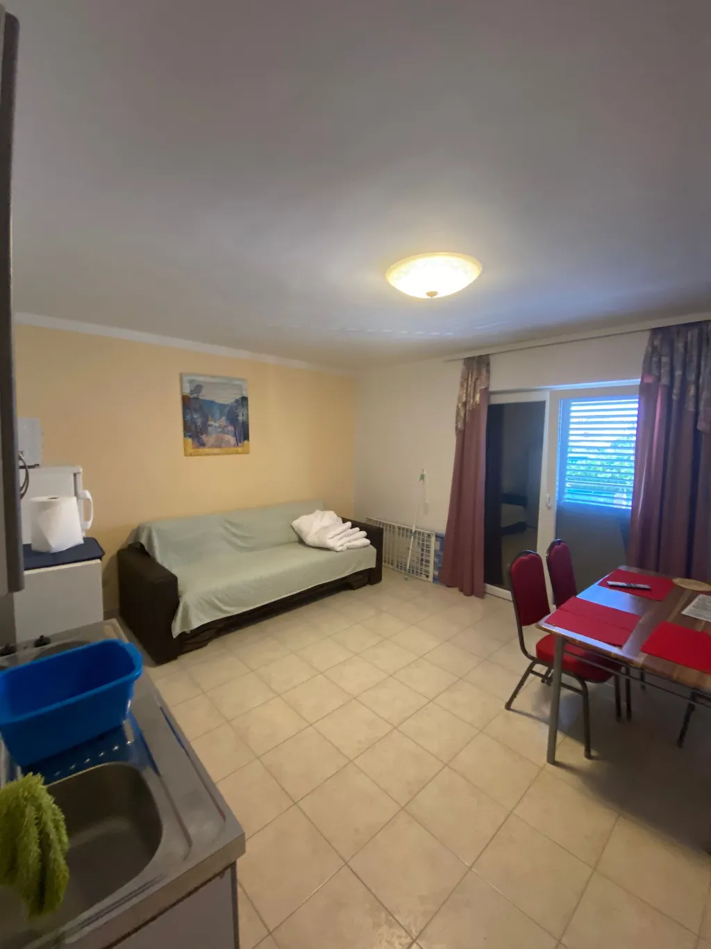 Vodice 1-Bedroom Apartment for up to 5