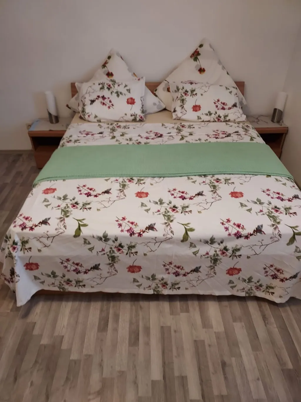 Vodice 1-Bedroom Apartment for Up to 4 Guests