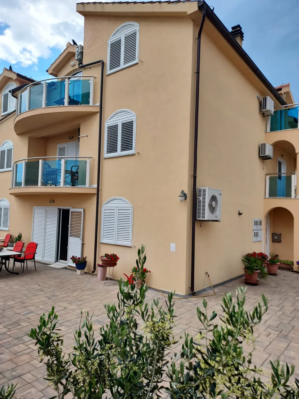 Vodice 1-Bedroom Apartment for Up to 4 Guests