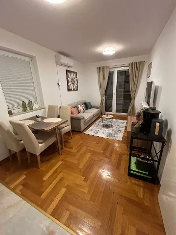 Vodice One-Bedroom Apartment for 1 Guest