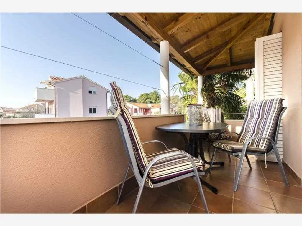 Vodice One-Bedroom Apartment for 1 Guest
