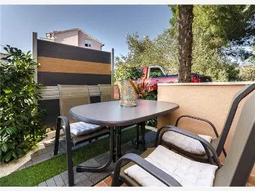 1-Bedroom Apartment in Vodice for Up to 4