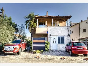 1-Bedroom Apartment in Vodice for Up to 4