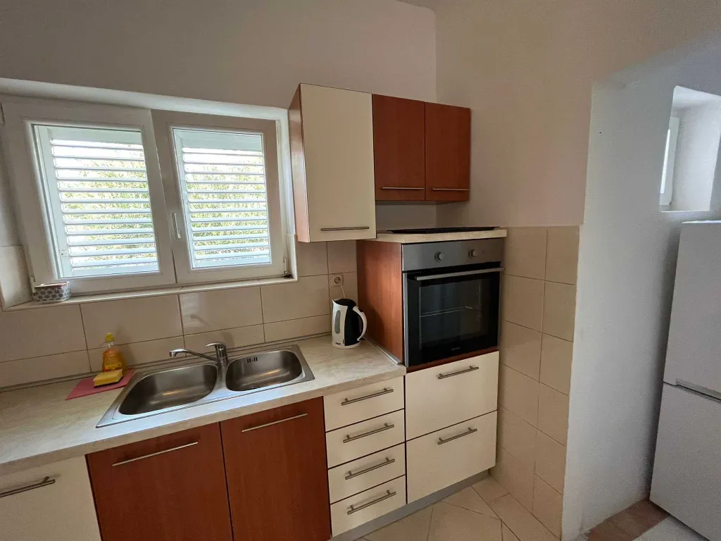 Apartment for 4–5 Guests, 200m to the Beach in Vodice