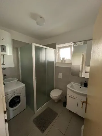 Apartment for 4–5 Guests, 200m to the Beach in Vodice