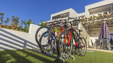 Vodice Villa for Up to 7 Guests with Private Pool