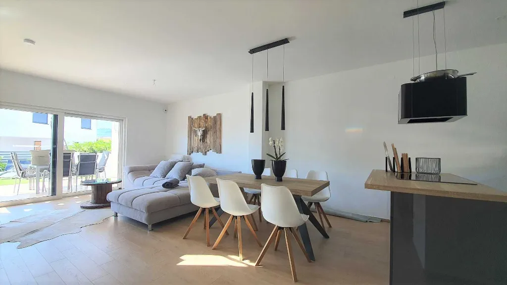 Vodice Villa for Up to 7 Guests with Private Pool