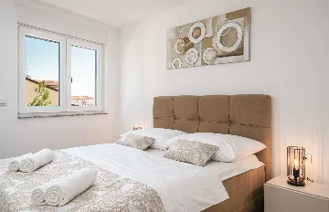 Three-Bedroom Sea View Apartment in Vodice