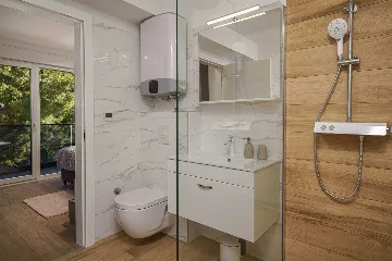 Three-Bedroom Sea View Apartment in Vodice