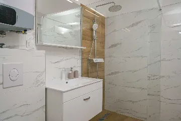 Three-Bedroom Sea View Apartment in Vodice