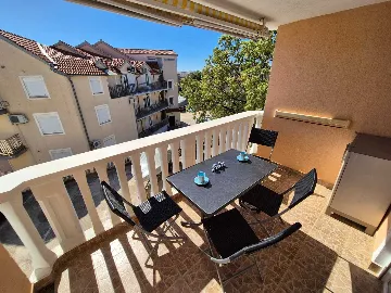 1-Bedroom Apartment in Vodice for Up to 4 Guests