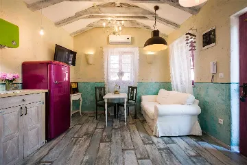 Veli Lošinj Studio for 2 Guests with Sea View