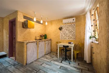 Veli Lošinj Apartment for 2 Guests with Sea & Harbor View