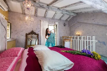 Apartment for 2 in Veli Lošinj with Sea-View Balcony