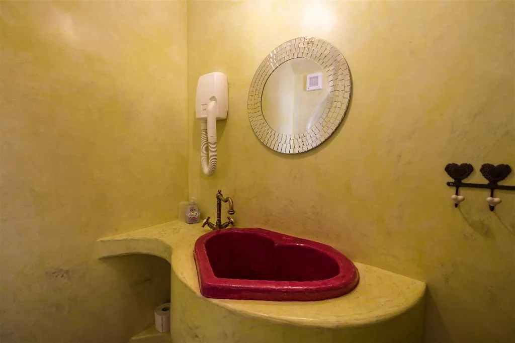 Apartment for 2 in Veli Lošinj with Sea-View Balcony