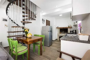 Pet-friendly 2-Bedroom Holiday House in Mali Lošinj