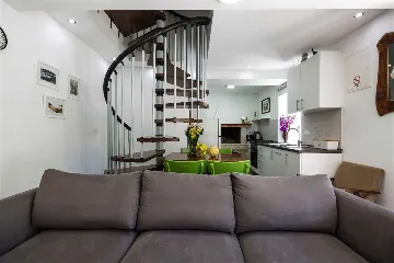 Pet-friendly 2-Bedroom Holiday House in Mali Lošinj