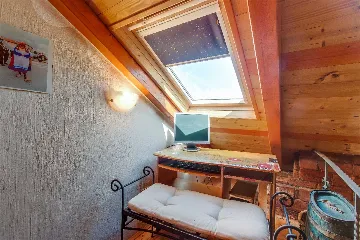 Apartment in Mali Lošinj for 8 Guests (Pet-friendly)