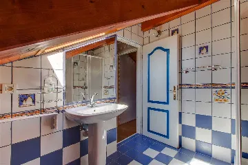 Apartment in Mali Lošinj for 8 Guests (Pet-friendly)