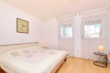 1-Bedroom Apartment in Mali Lošinj for Up to 3