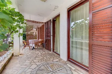 One-Bedroom Apartment for 2 in Mali Lošinj