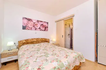 One-Bedroom Apartment for 2 in Mali Lošinj