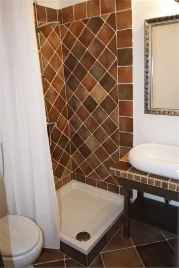 Veli Lošinj 2-Bedroom Apartment for 4 Guests