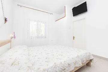 Mali Lošinj 1-Bedroom Apartment for 2 Guests