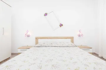 Mali Lošinj 1-Bedroom Apartment for 2 Guests