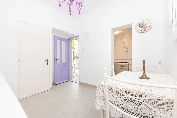 Mali Lošinj 1-Bedroom Apartment for 2 Guests