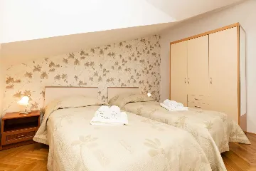 Artatore 2-Bedroom Apartment for 4 Guests