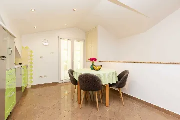 Artatore 2-Bedroom Apartment for 4 Guests