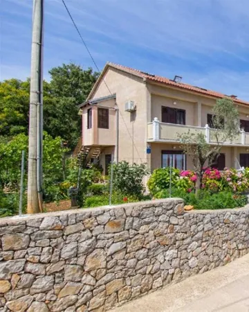 1-Bedroom Apartment in Veli Lošinj for 3 Guests
