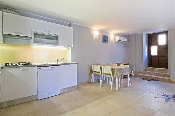 1-Bedroom Apartment in Veli Lošinj for 3 Guests