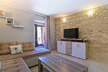 1-Bedroom Apartment in Veli Lošinj for 3 Guests